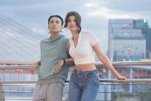 网红仲尼巴厘岛溺水身亡，妻子卡琳娜悲痛