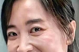 贾玲健康自信上热搜：喜剧人的真实魅力