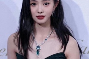 精美图片展示：三张精选视觉艺术作品