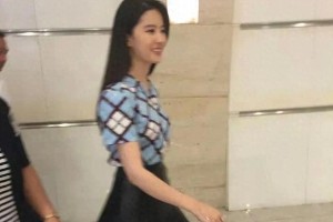 刘亦菲十年变化：从仙气少女到成熟女神